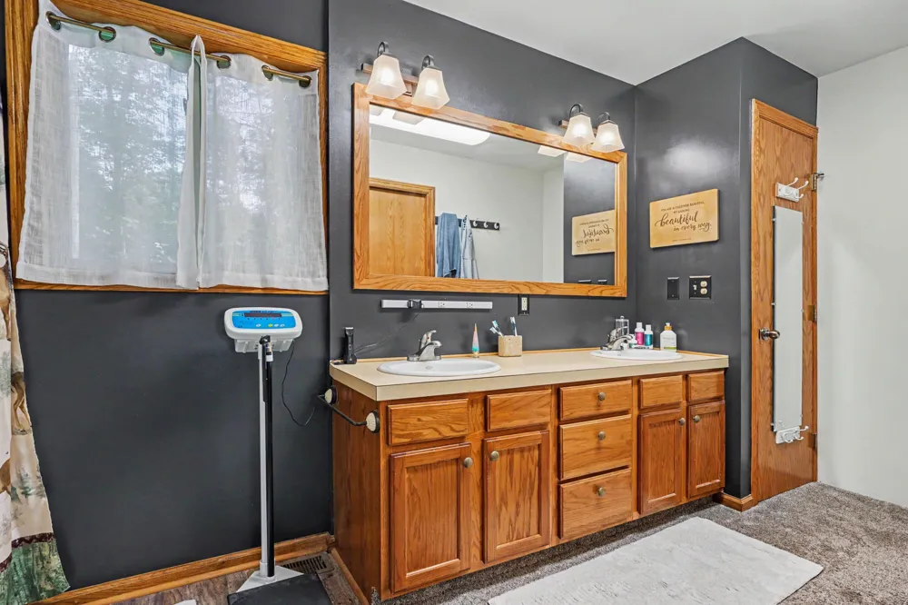 9039 E Ensign Court Newfield Township, MI 49421
