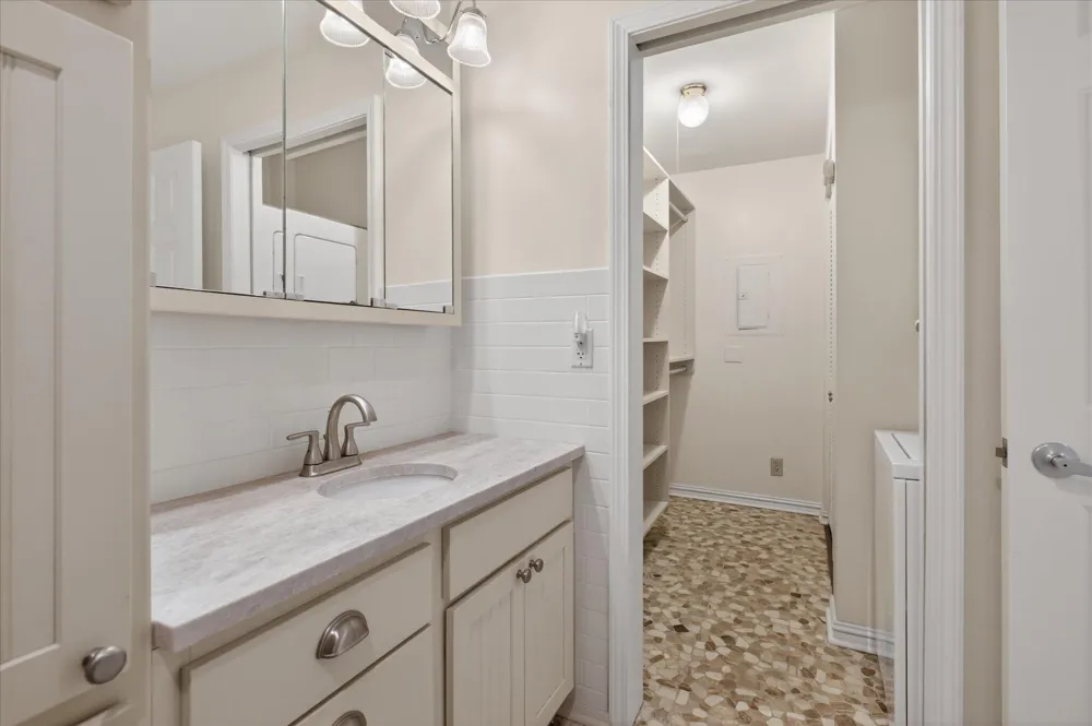 320 Oselka Drive #243 New Buffalo City, MI 49117