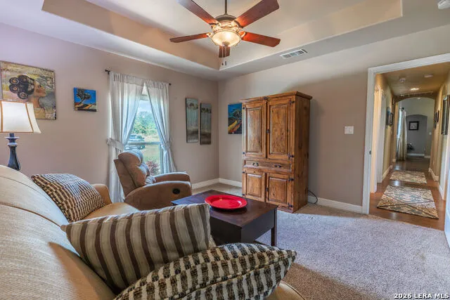 110 SANDPIPER LN McQueeney, TX 78123