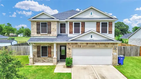 2423 Ridgewood Drive