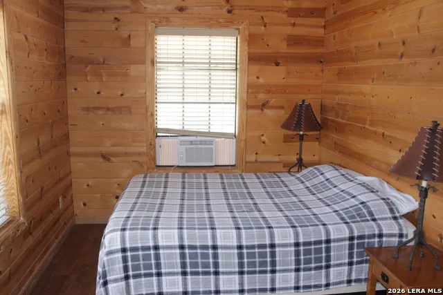 896 Old Rocksprings Road Leakey, TX 78873