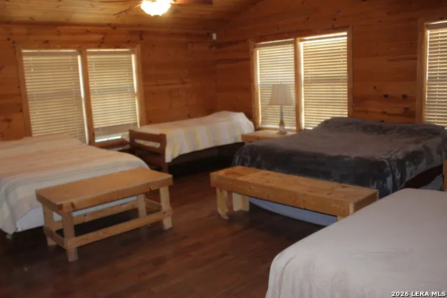 896 Old Rocksprings Road Leakey, TX 78873