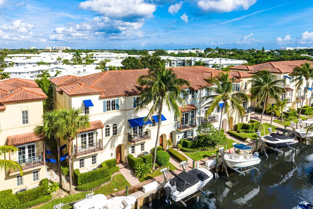 824 Virginia Garden Drive Boynton Beach, FL 33435