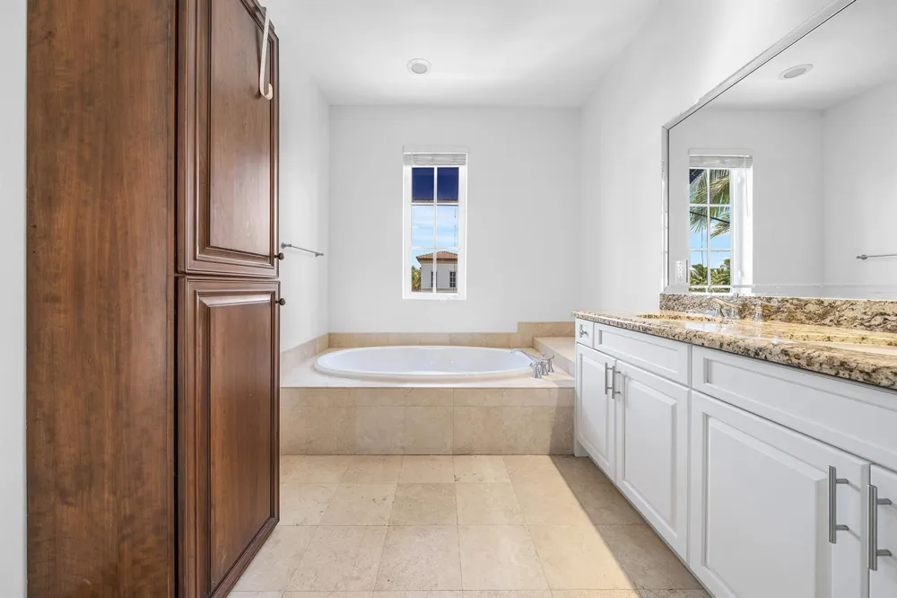 824 Virginia Garden Drive Boynton Beach, FL 33435