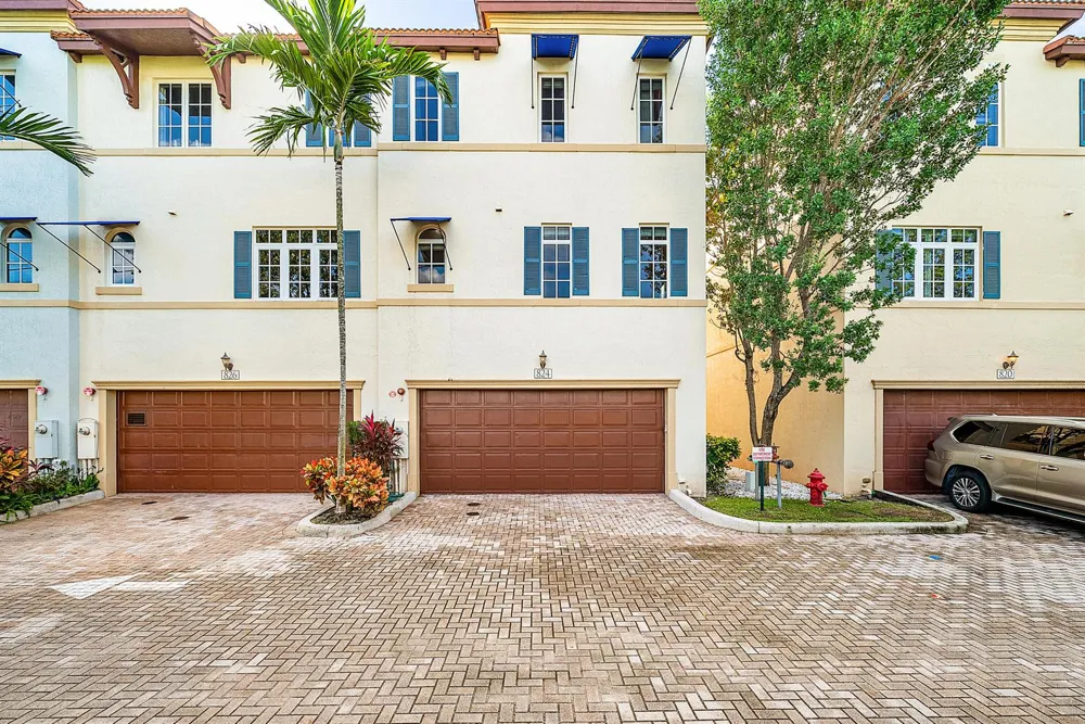824 Virginia Garden Drive Boynton Beach, FL 33435