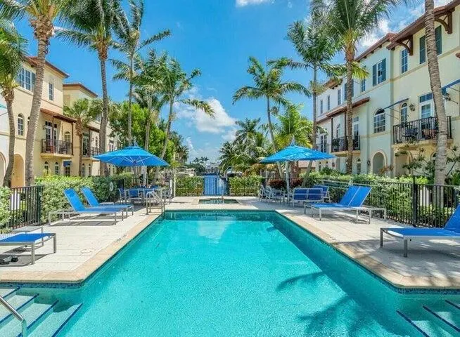 824 Virginia Garden Drive Boynton Beach, FL 33435