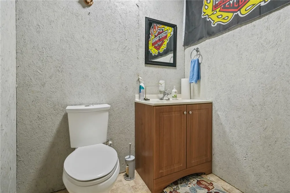 4551 County Road 2221 Odem, TX 78370