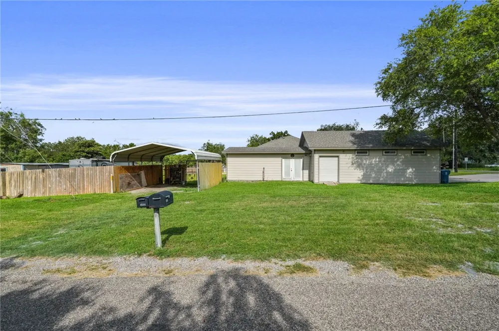 4551 County Road 2221 Odem, TX 78370