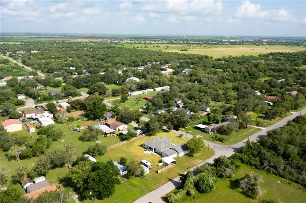4551 County Road 2221 Odem, TX 78370
