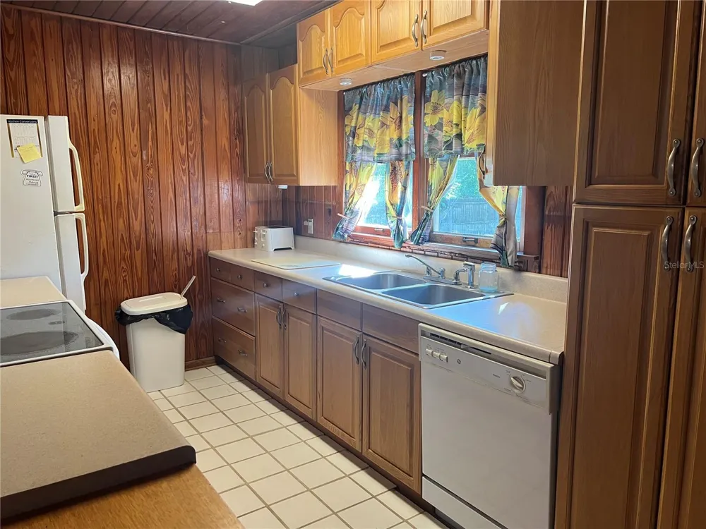 18771 NW 244TH STREET High Springs, FL 32643