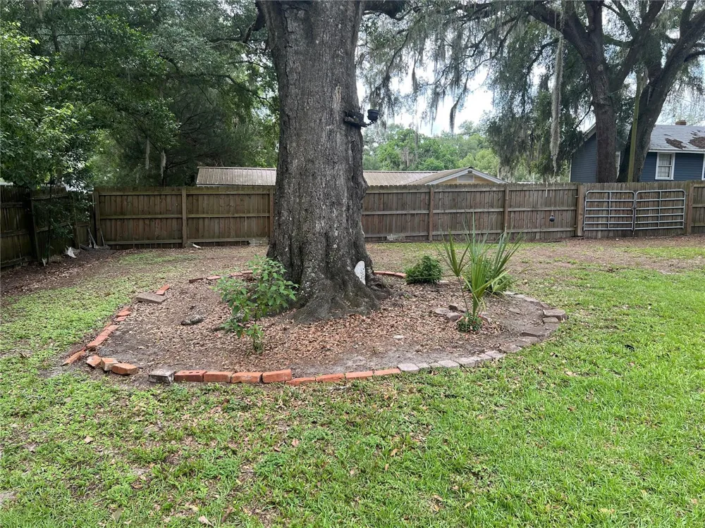 18771 NW 244TH STREET High Springs, FL 32643