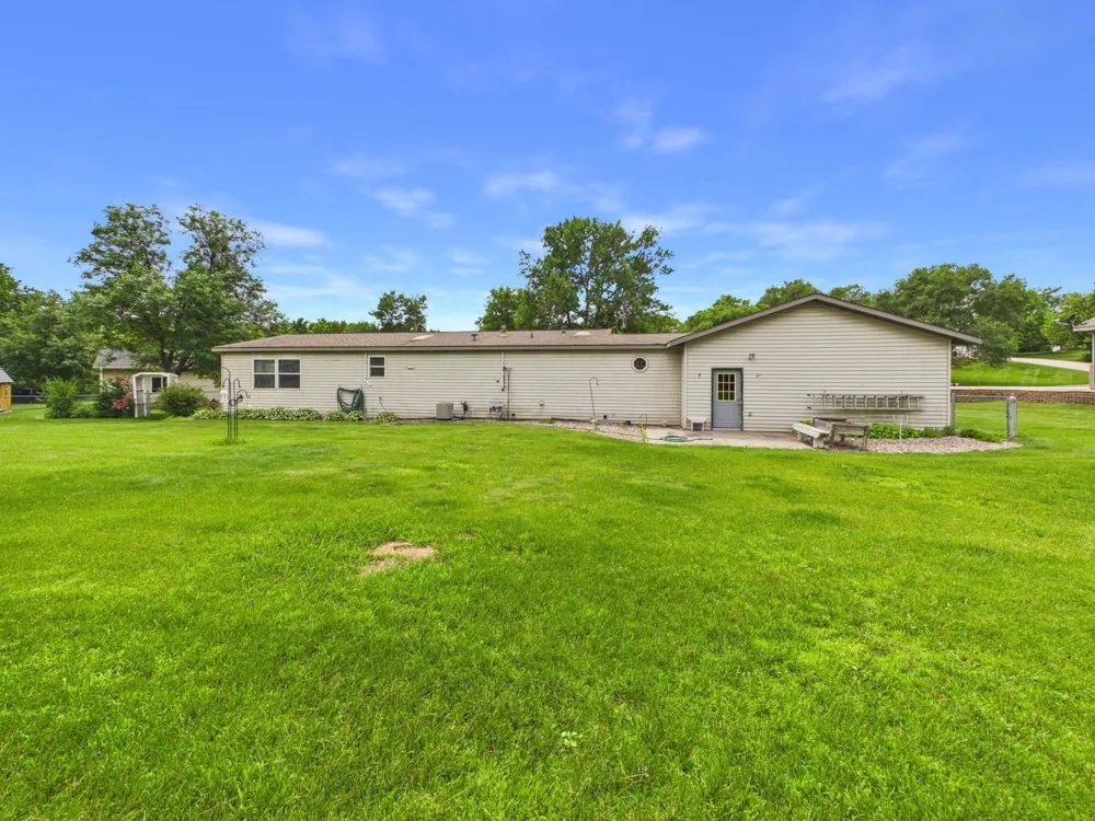 113 E Ridgeview Drive Starbuck, MN 56381