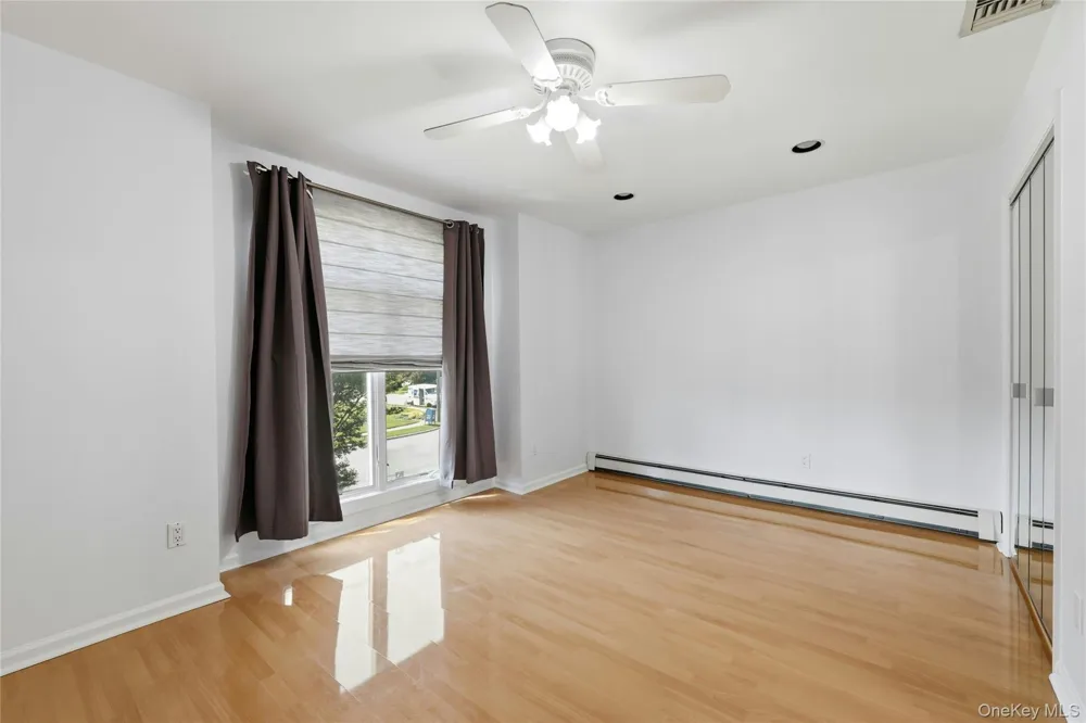 852 Jackson Avenue Franklin Square, NY 11010