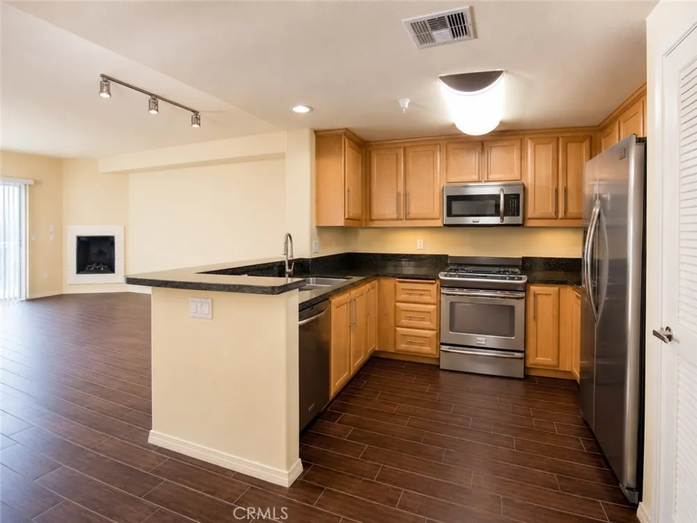 11925 Kling Street #2COL Valley Village, CA 91607
