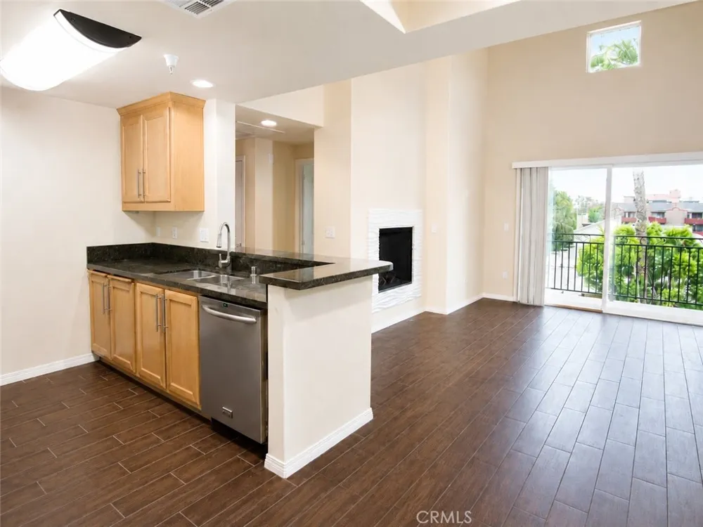 11925 Kling Street #2COL Valley Village, CA 91607