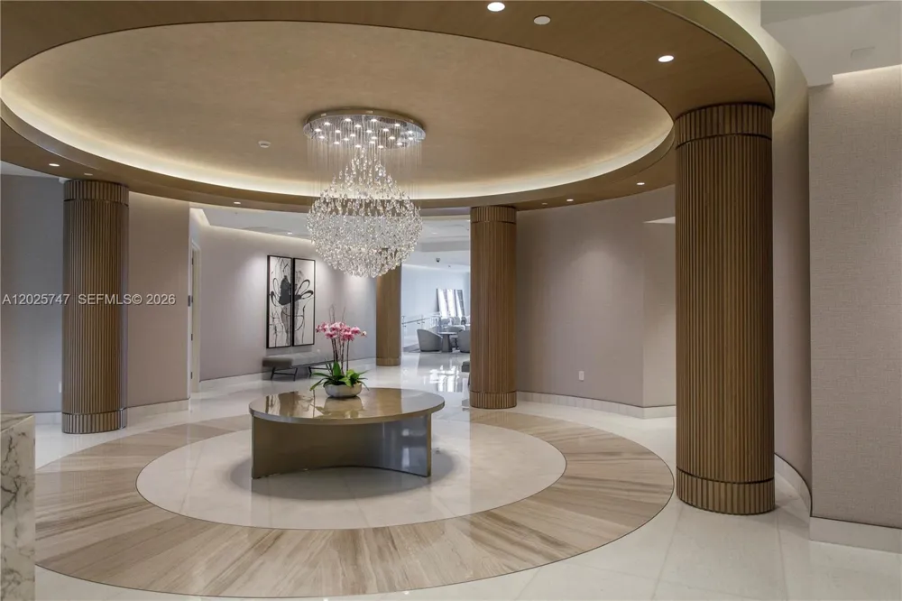 888 Brickell Key Dr #1002 Miami, FL 33131