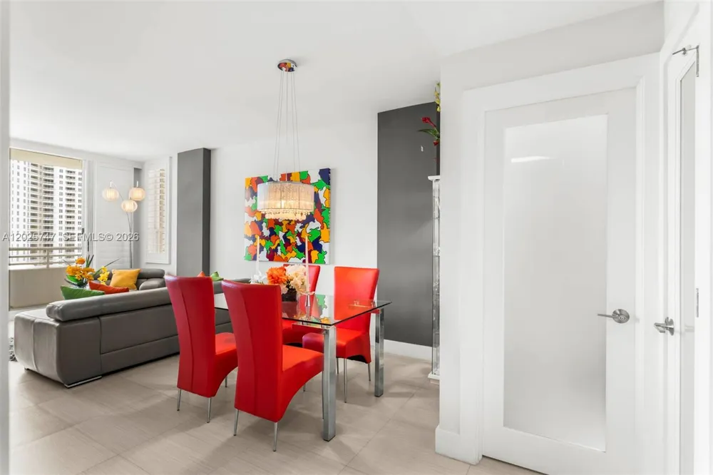 888 Brickell Key Dr #1002 Miami, FL 33131