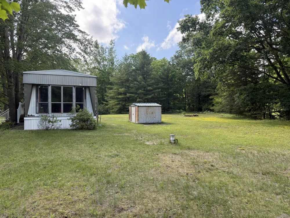 9034 E M 20 Newfield Township, MI 49421