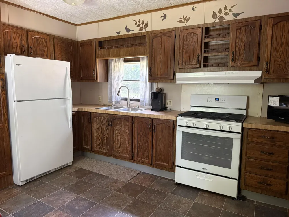 9034 E M 20 Newfield Township, MI 49421