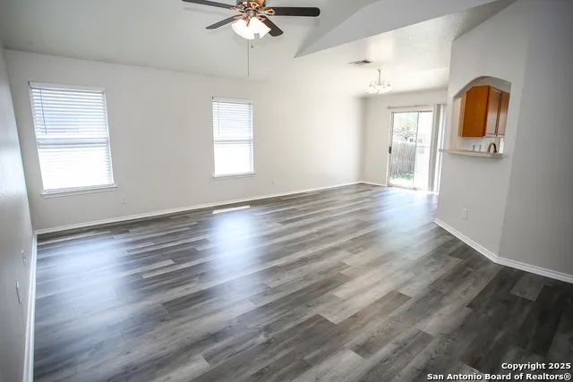 3444 WHISPER BLF Schertz, TX 78108