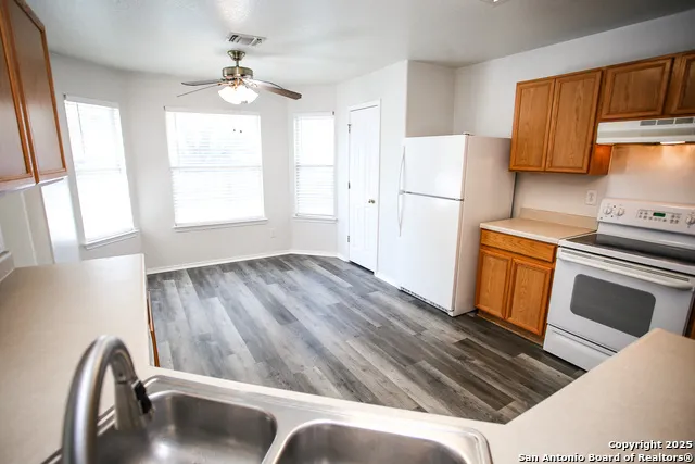 3444 WHISPER BLF Schertz, TX 78108