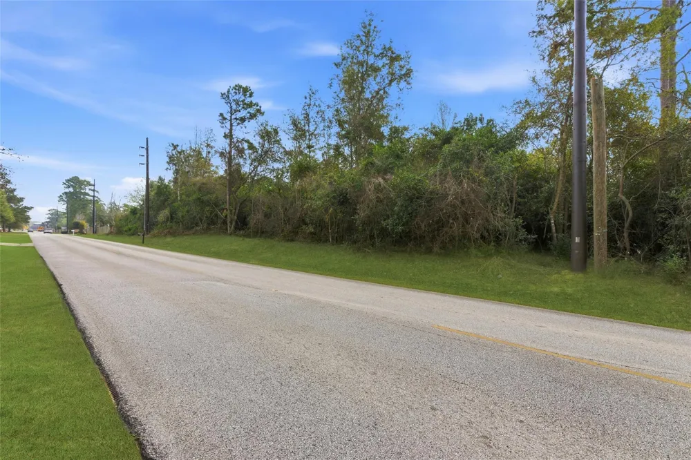 1603 Baker Drive Tomball, TX 77375
