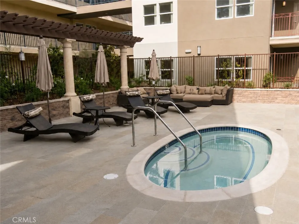 11925 Kling Street #2MAG Valley Village, CA 91607