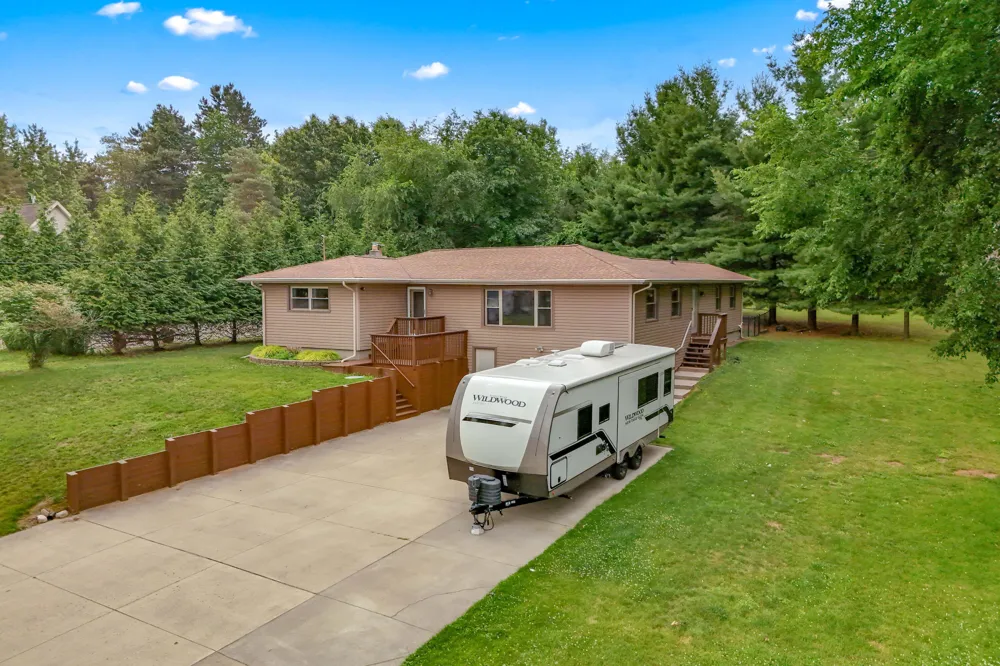 11971 Bradley Drive Jerome, MI 49249