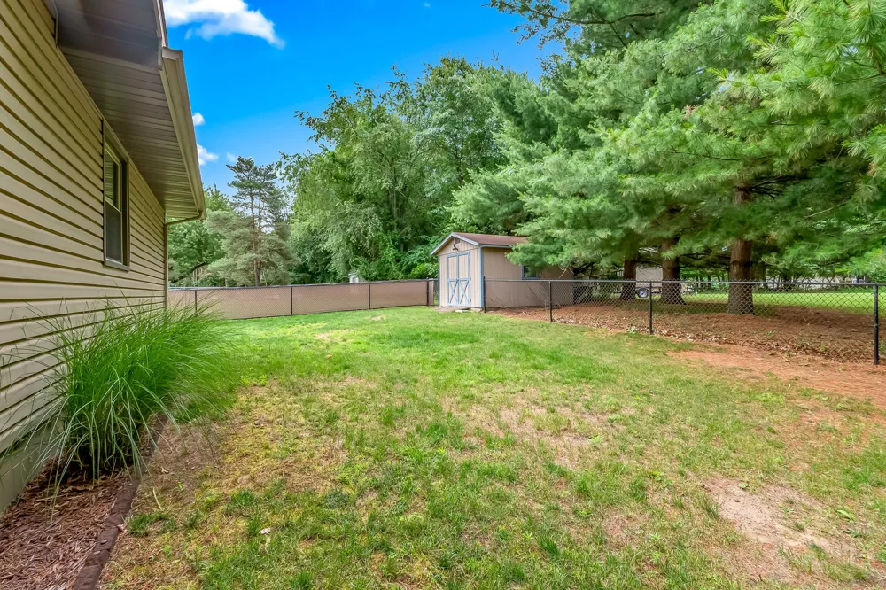 11971 Bradley Drive Jerome, MI 49249