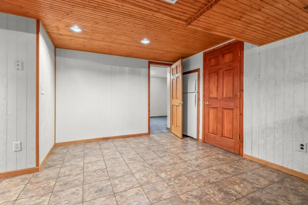 11971 Bradley Drive Jerome, MI 49249