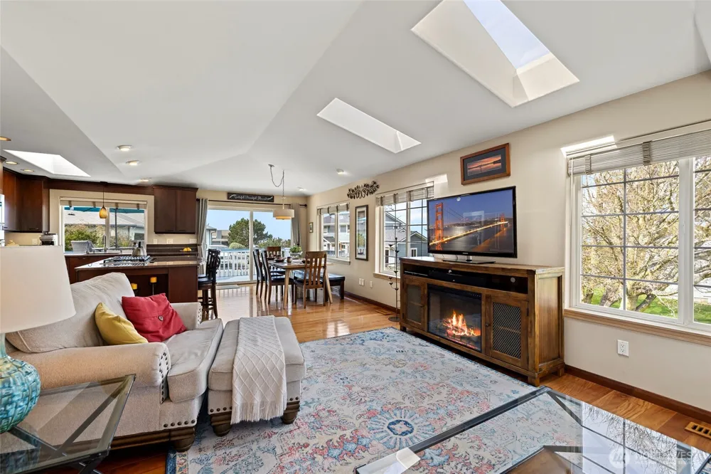 561 Fort Ebey Road Coupeville, WA 98239