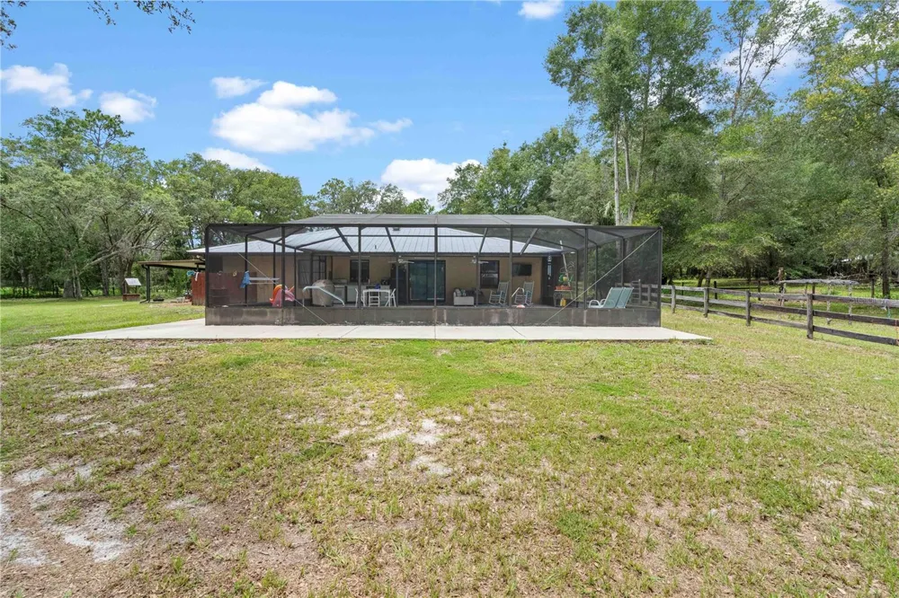 9459 EUBANKS TERRACE Dunnellon, FL 34433