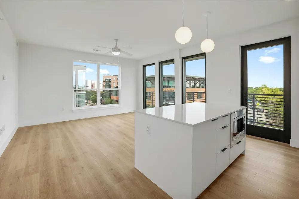 1701 Simond Avenue #327 Austin, TX 78723