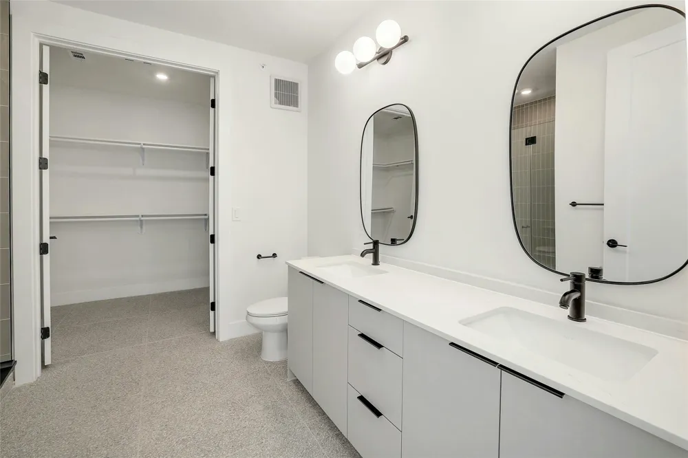 1701 Simond Avenue #327 Austin, TX 78723