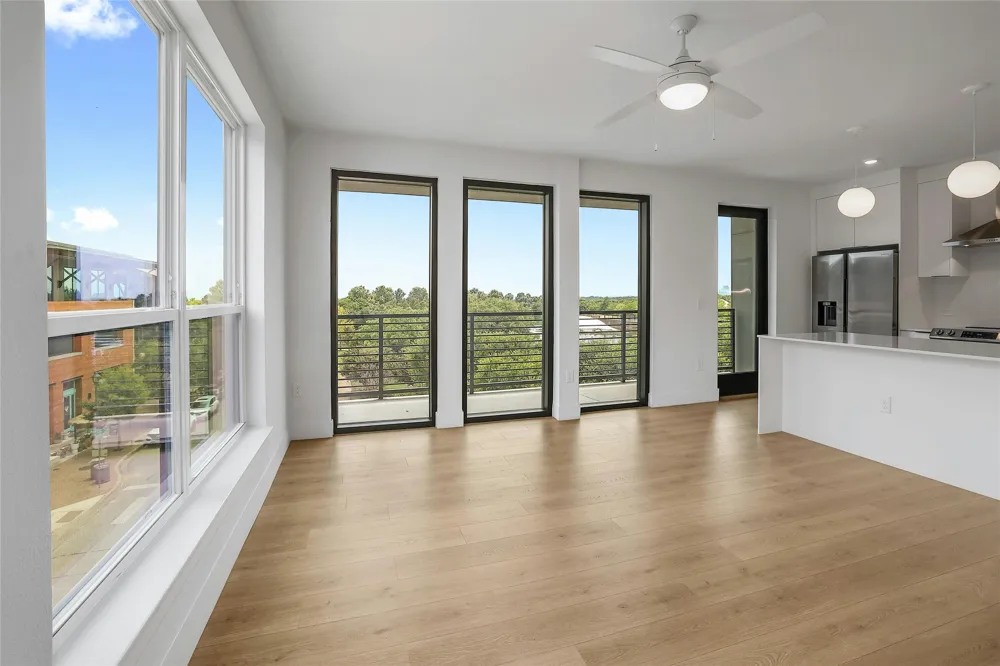 1701 Simond Avenue #327 Austin, TX 78723