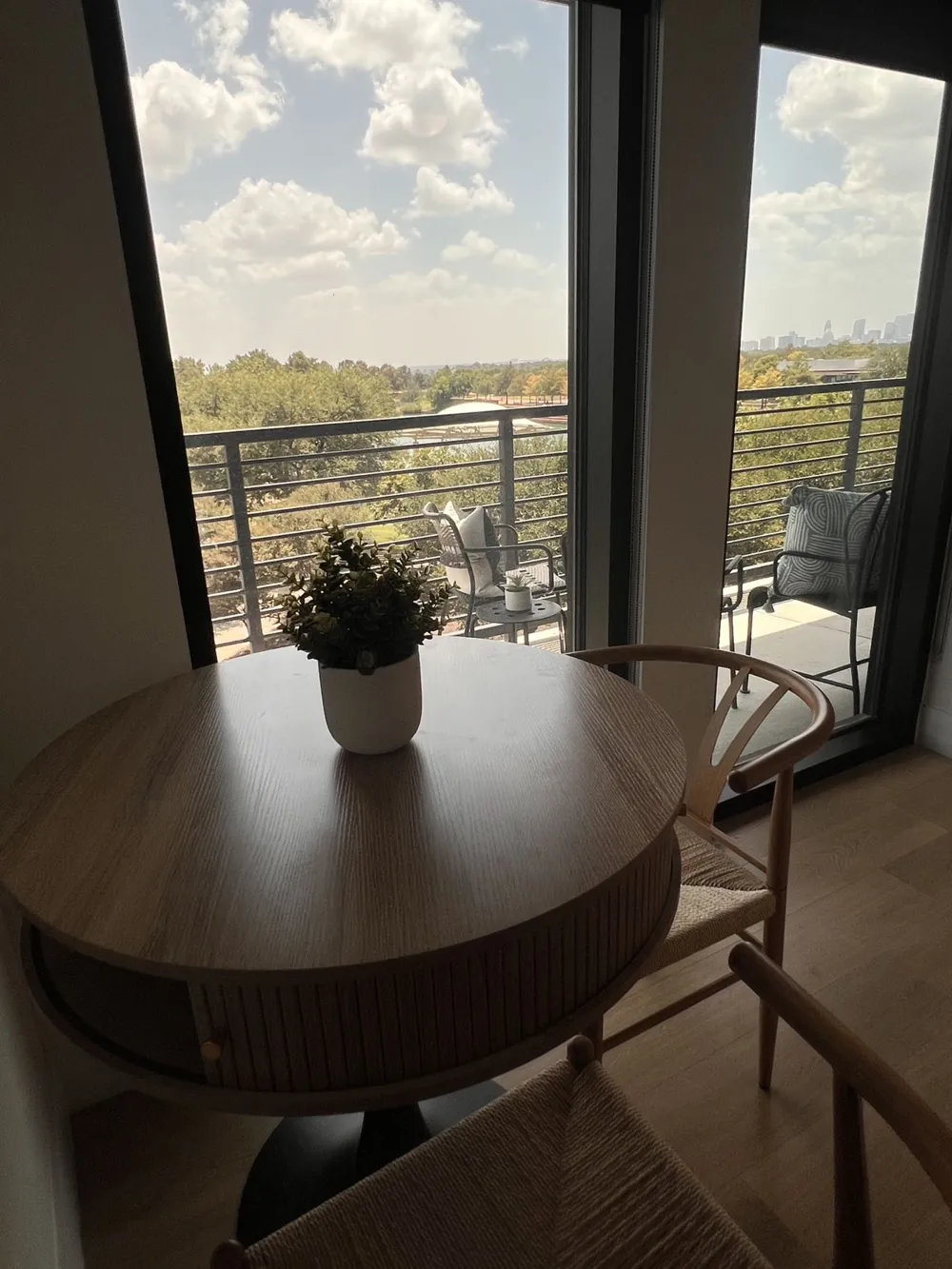 1701 Simond Avenue #327 Austin, TX 78723