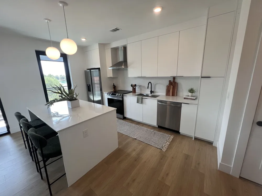1701 Simond Avenue #327 Austin, TX 78723