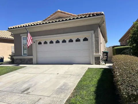 4929 Rolling Hills Avenue