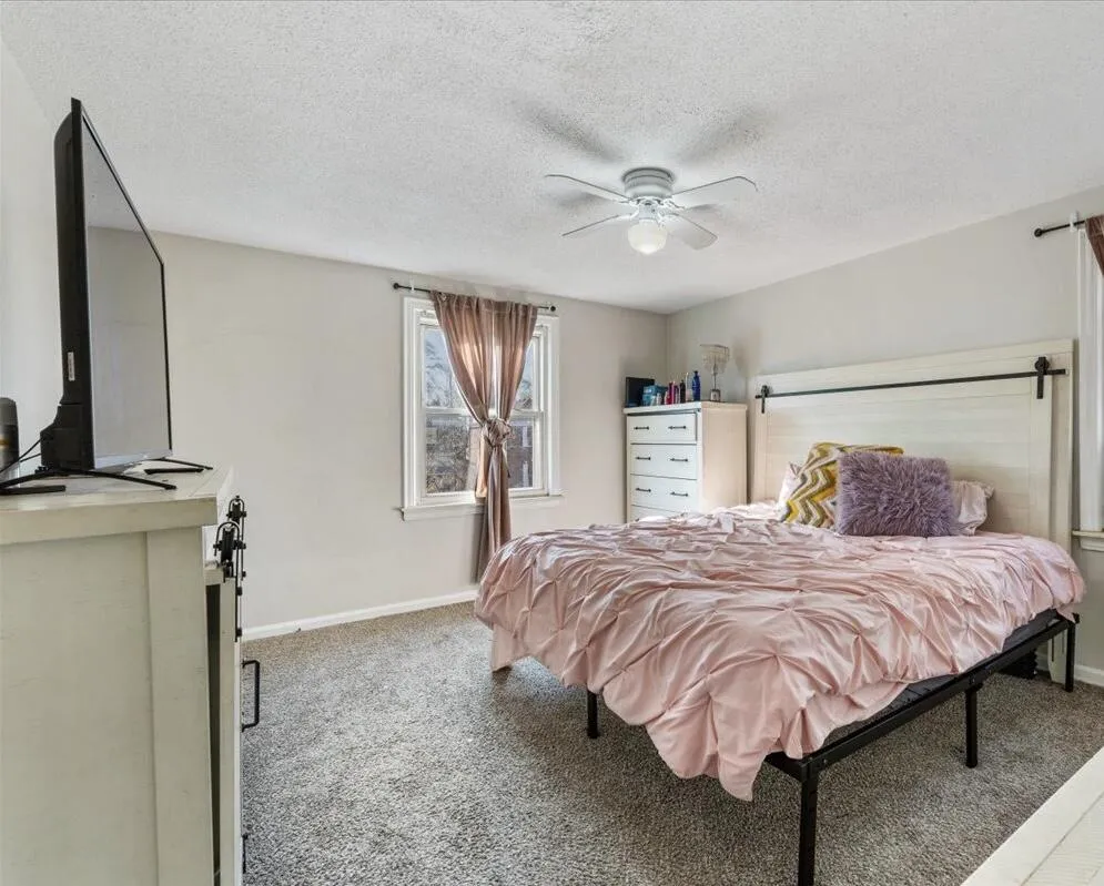 18446 Hartwell Street Detroit, MI 48235