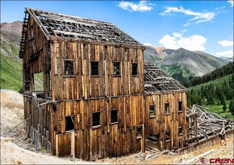 820 County Road 9