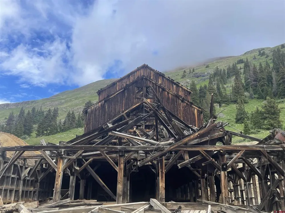 820 County Road 9 Silverton, CO 81433