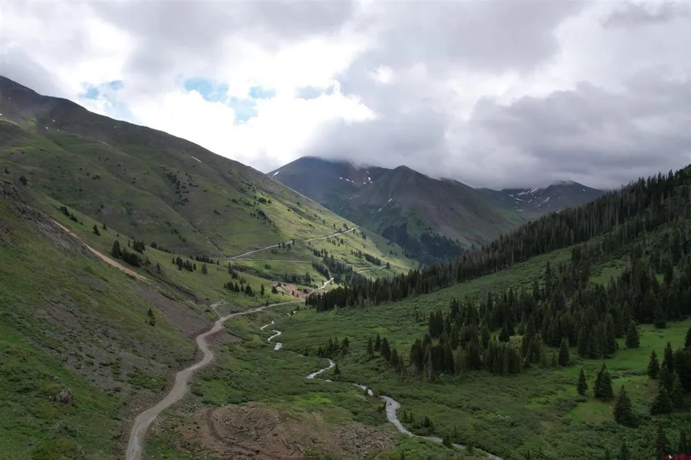 820 County Road 9 Silverton, CO 81433