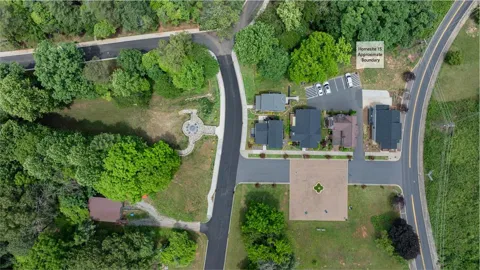 Village Circle West