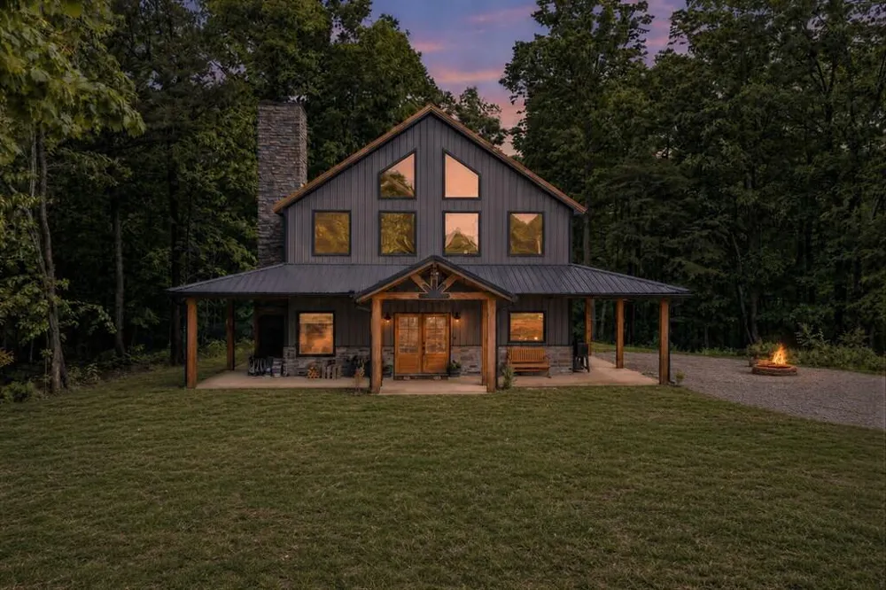 831 I B Maynard Street Spencer, TN 38585