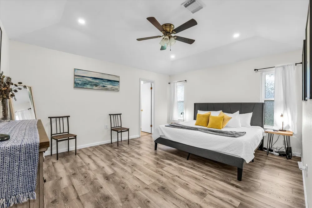316 E Chapman Road Hewitt, TX 76643