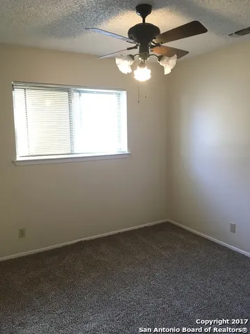 501 MARILYN DR Schertz, TX 78154