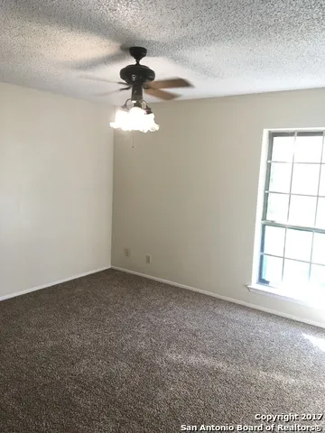 501 MARILYN DR Schertz, TX 78154
