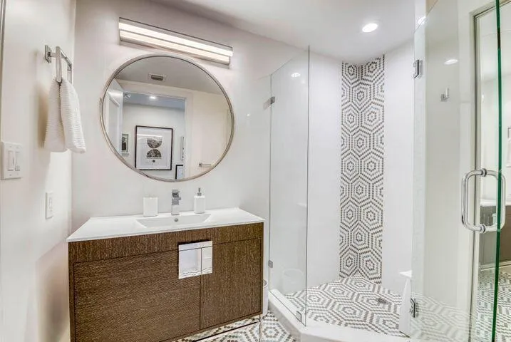 570 Ocean Drive #601 Juno Beach, FL 33408