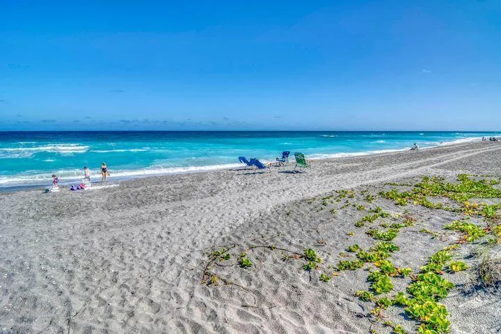 570 Ocean Drive #601 Juno Beach, FL 33408