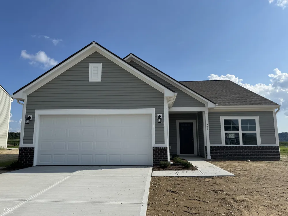 1725 E Hanna Drive Martinsville, IN 46151